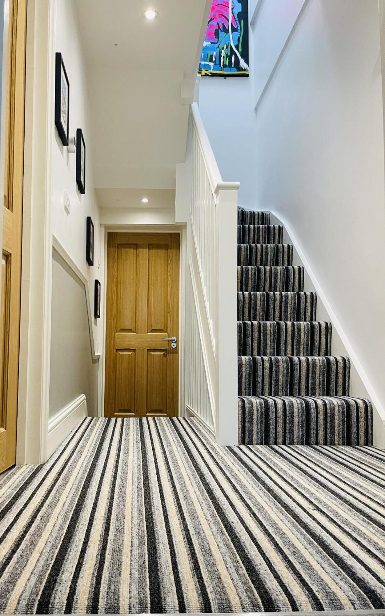 Superb Townhouse Near Vibrant Gloucester Road Holiday home Bristol